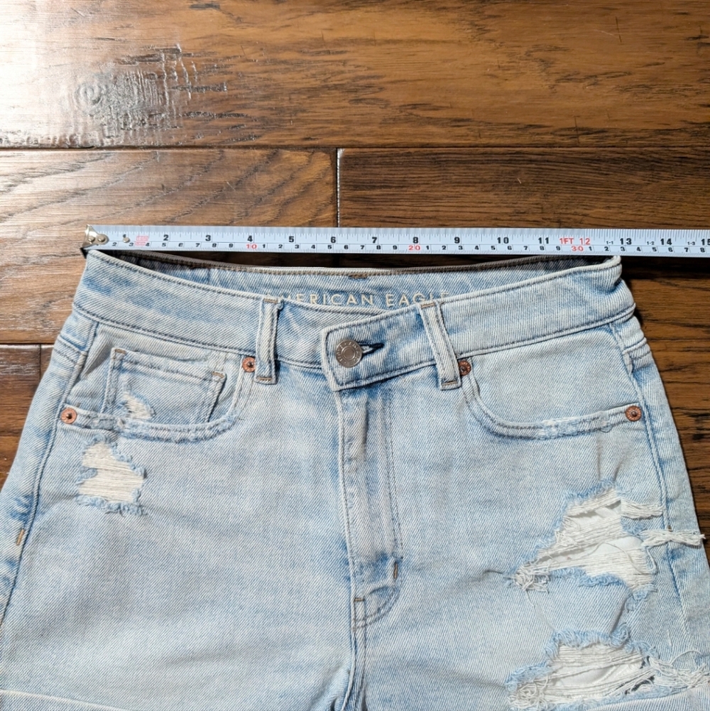 American Eagle Outfitters Light Wash Distressed Jean Shorts - Picture 6 of 16